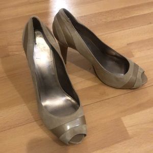 GUC Beige Peep Toe Heels